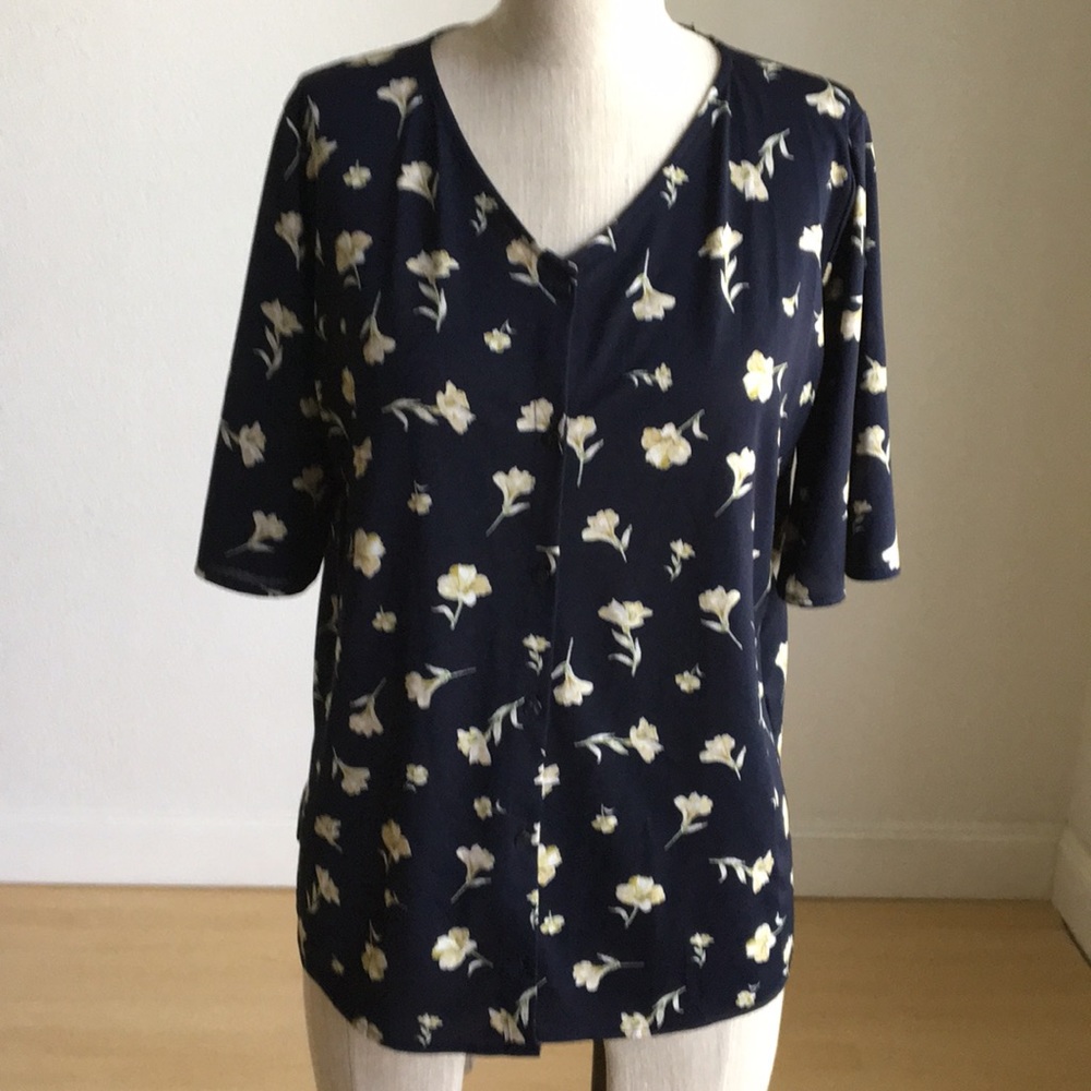 Floral Sort Sleeve Blouse